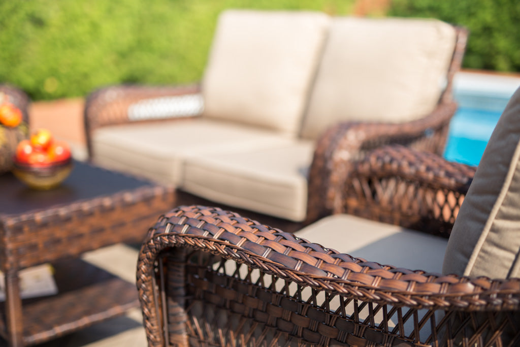 calgary patio furniture Enclover