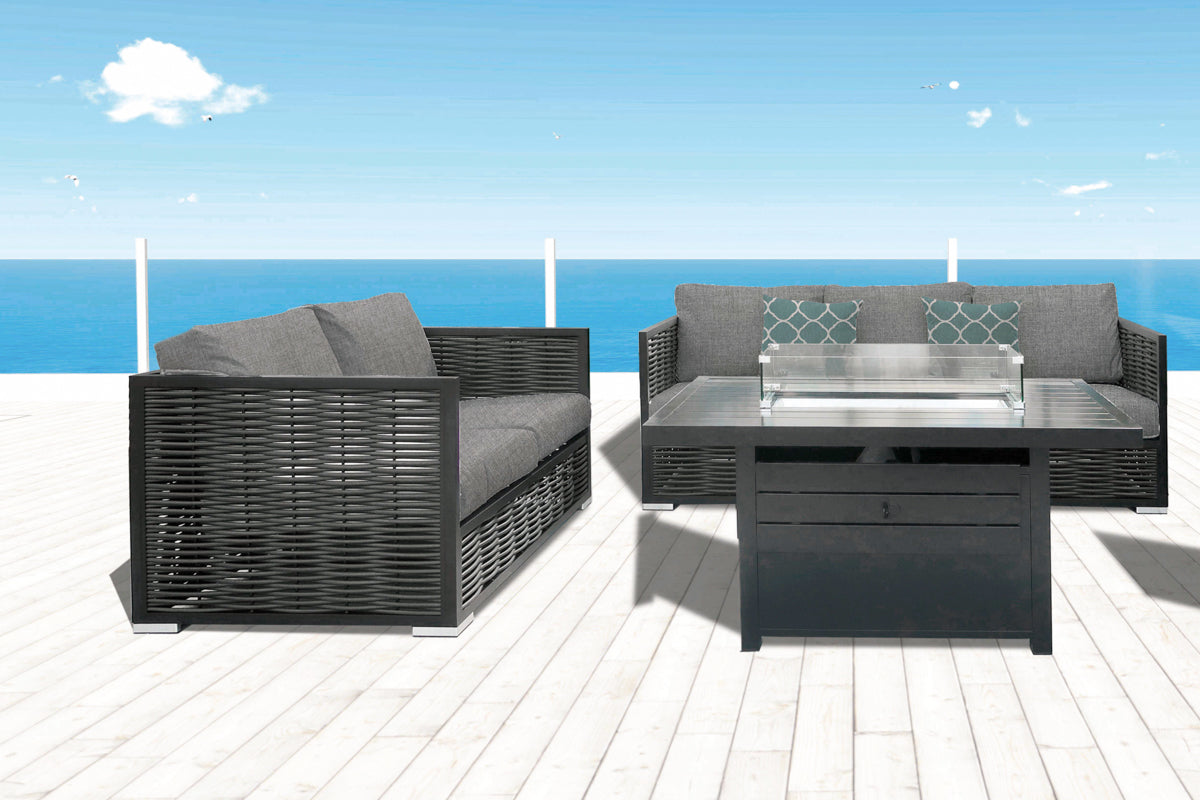 Sofas & Loveseats