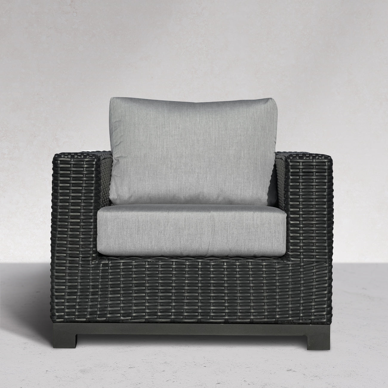 Trillium Lounge Chair w/ Sunbrella® Cushion - Enclover