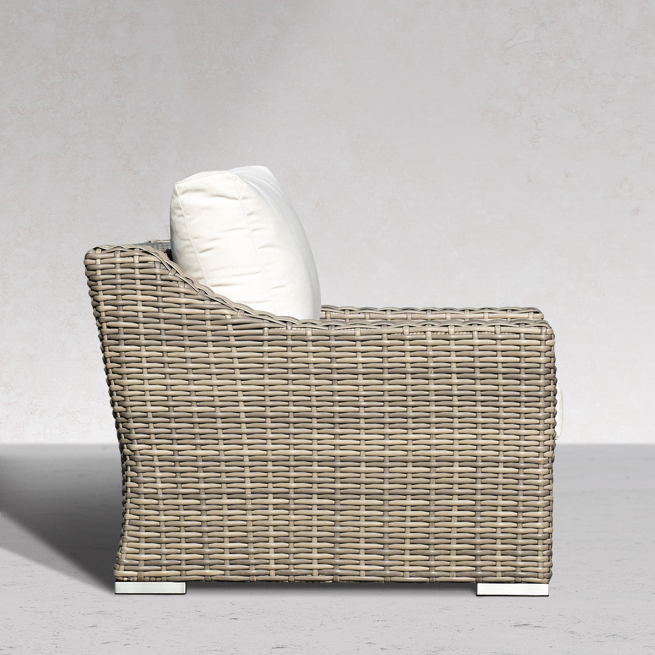 Tulip Lounge Chair w/ Sunbrella® Cushion - Enclover